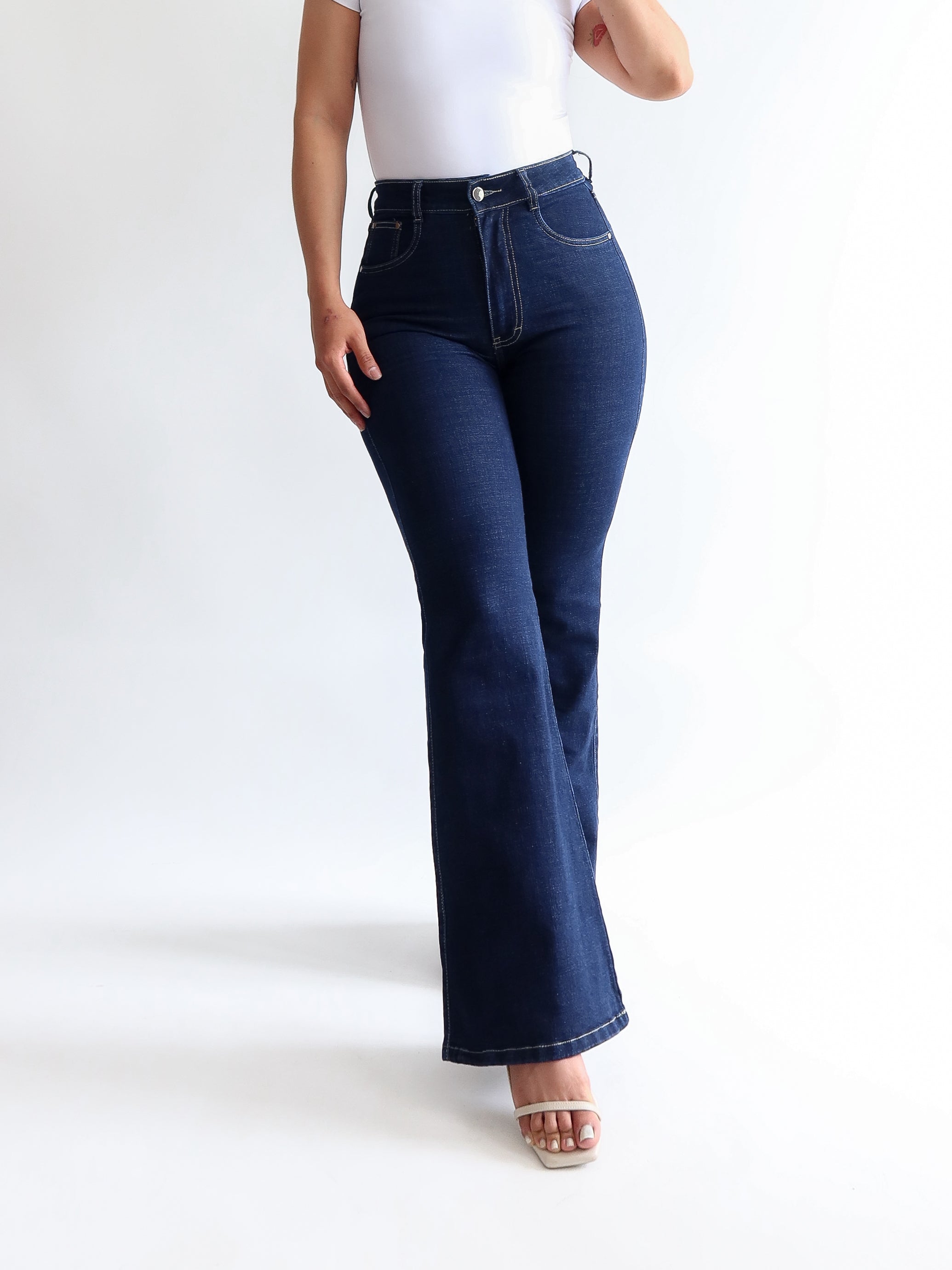 Flare jeans regular azul oscuro
