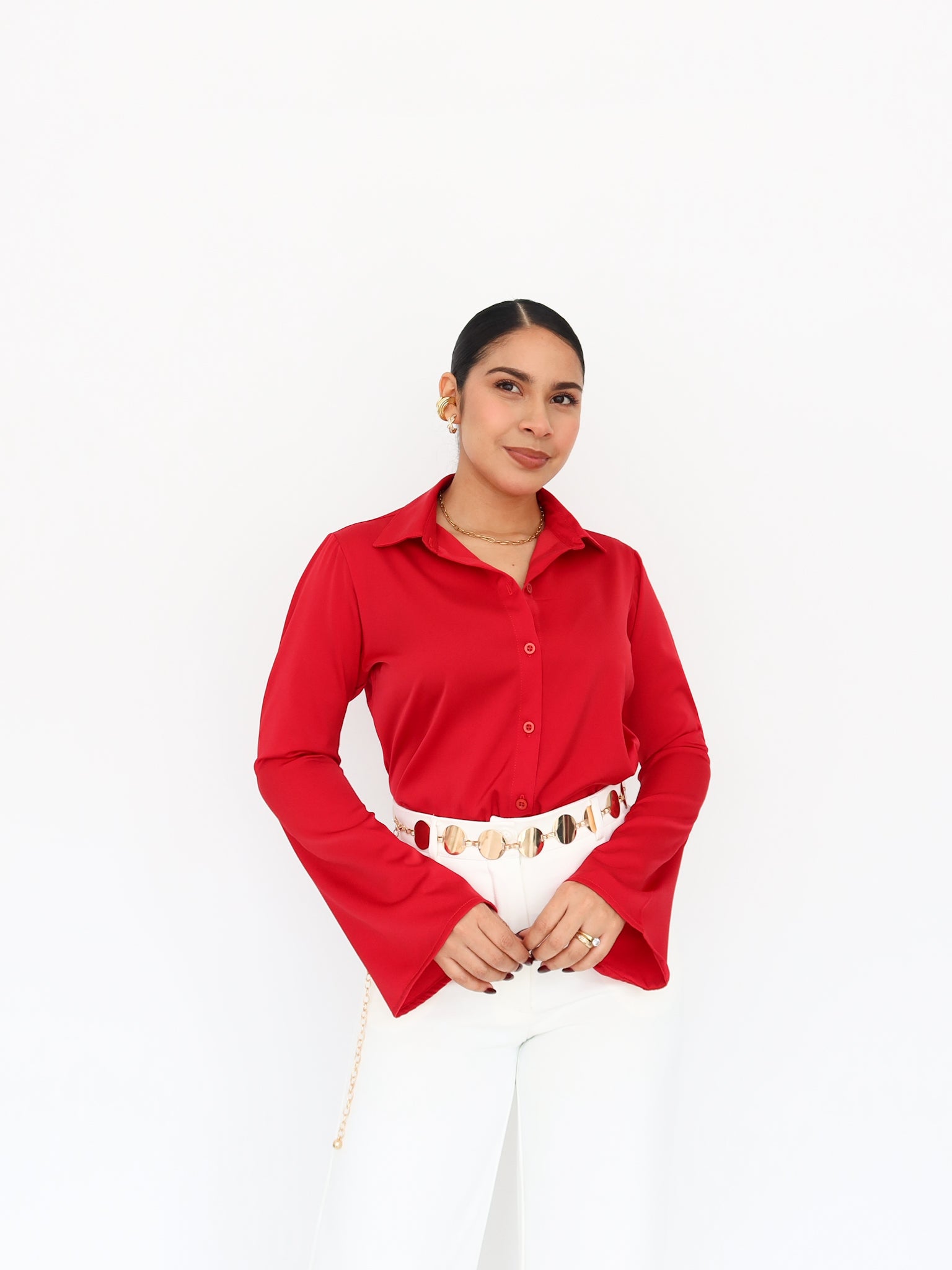 Camisa satinada manga campana roja