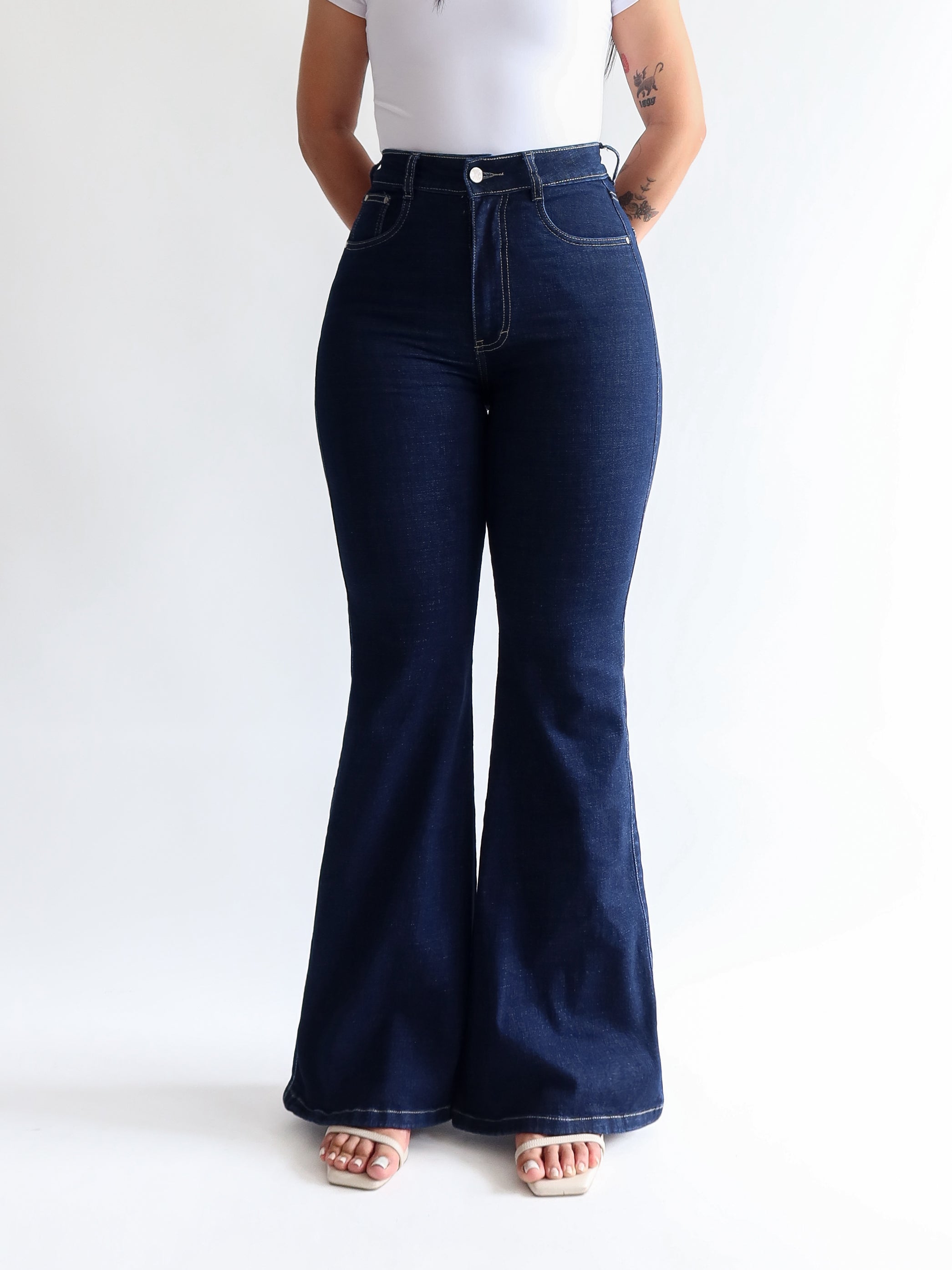 Flare jeans regular azul oscuro