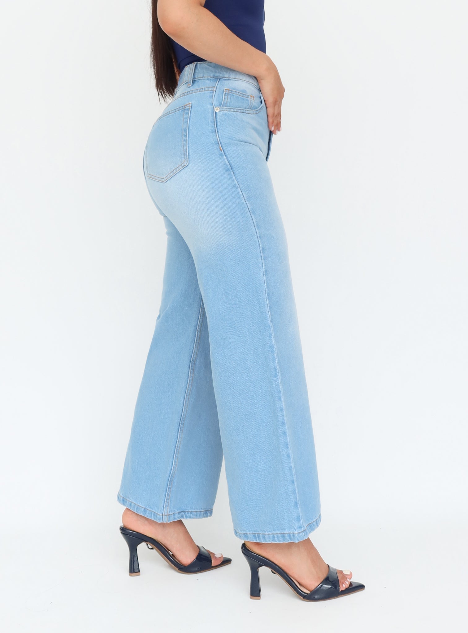 Mini wide leg jeans azul claro