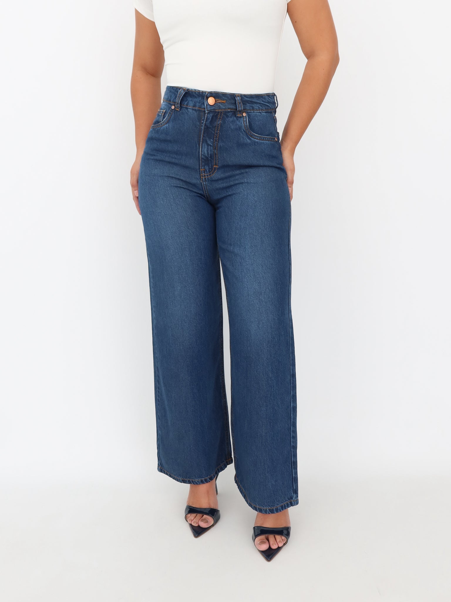 Mini wide leg jeans liviano azul jaspeado