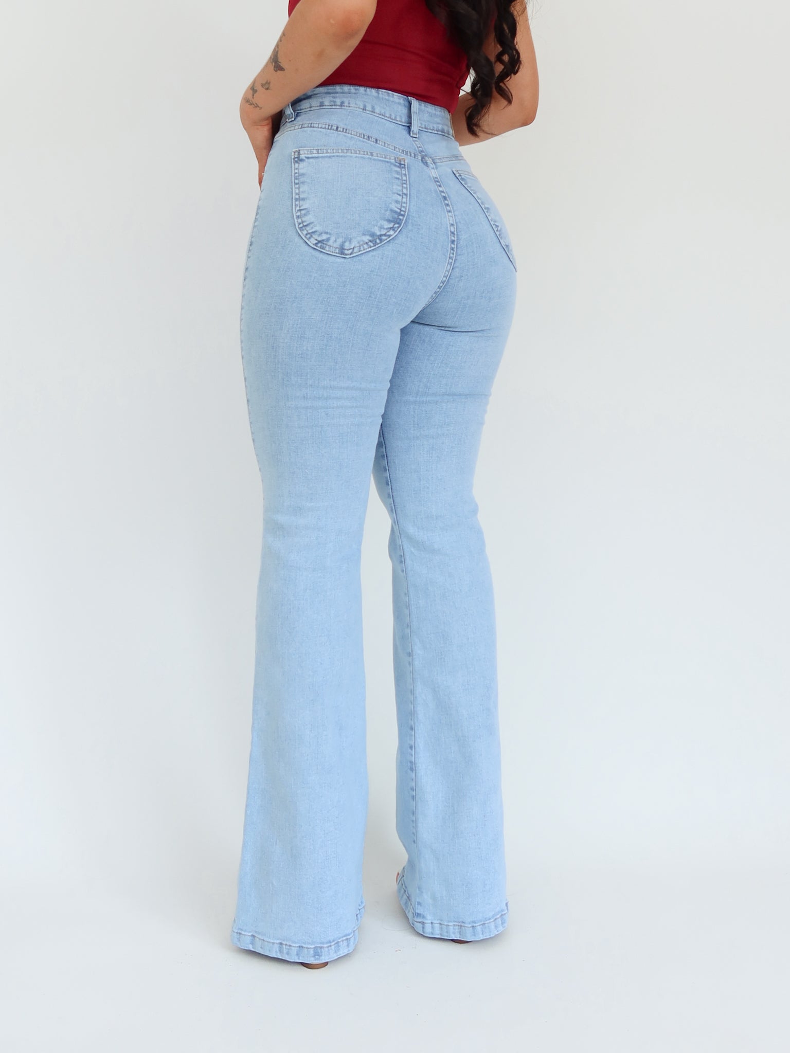 Bootcut long jeans azul hielo