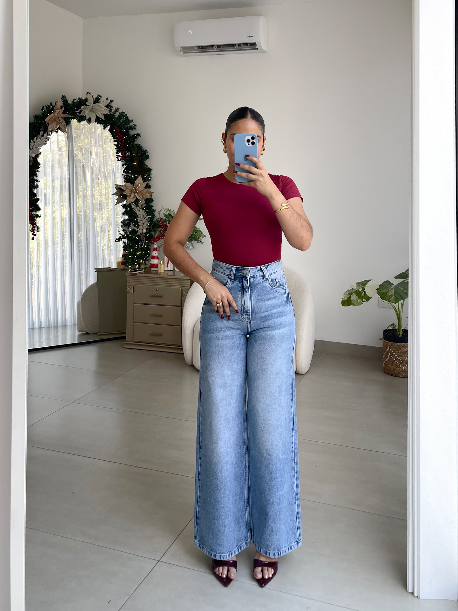 Wide leg regular jeans azul claro