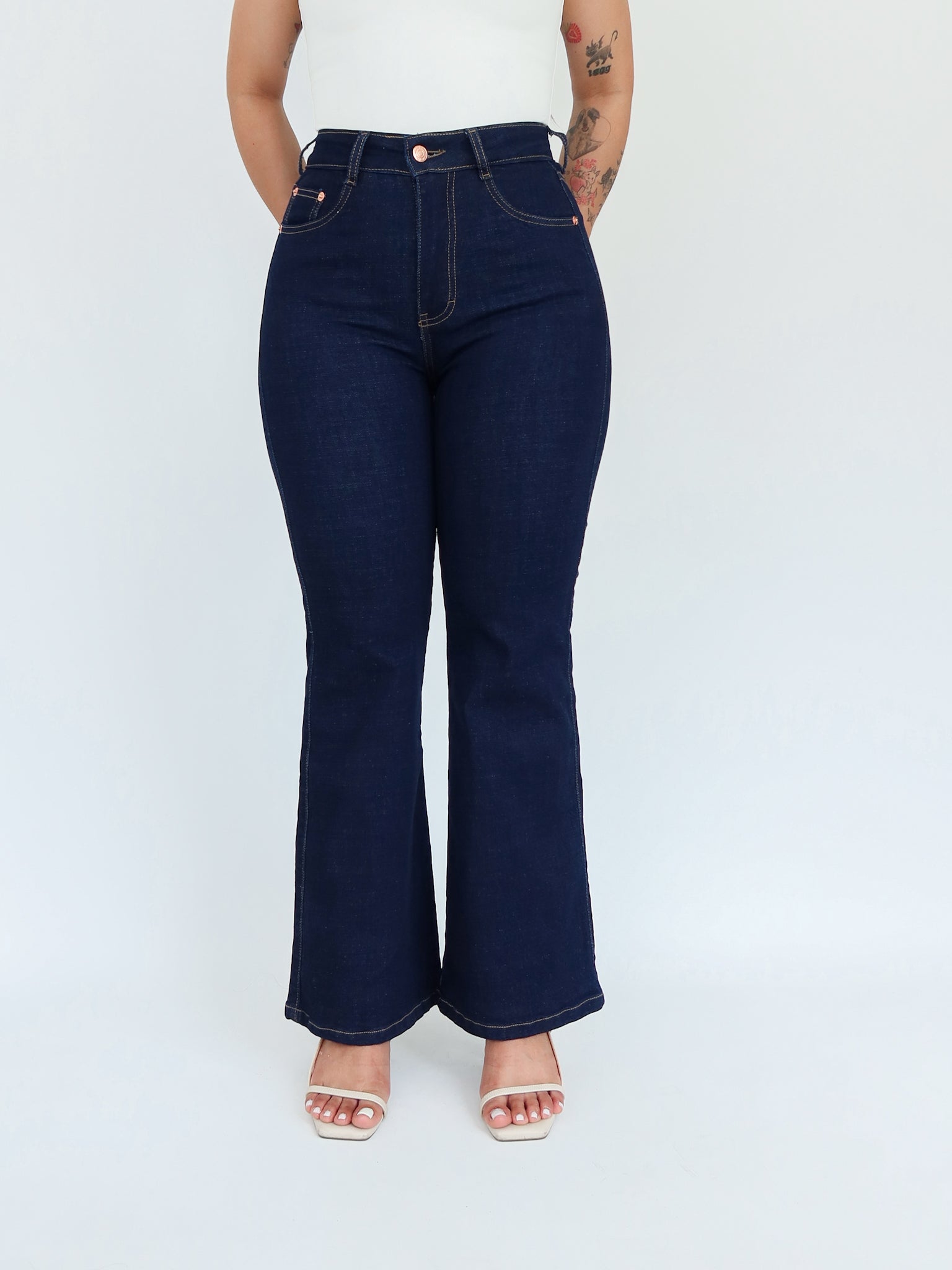 Mini bootcut jeans azul oscuro