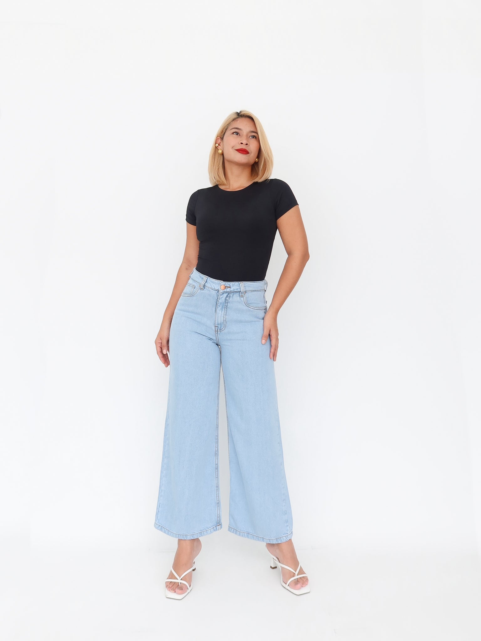 Mini wide leg jeans liviano azul hielo