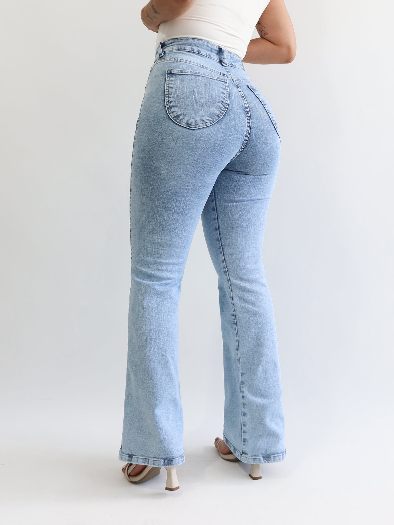 Bootcut jeans regular bigote azul hielo