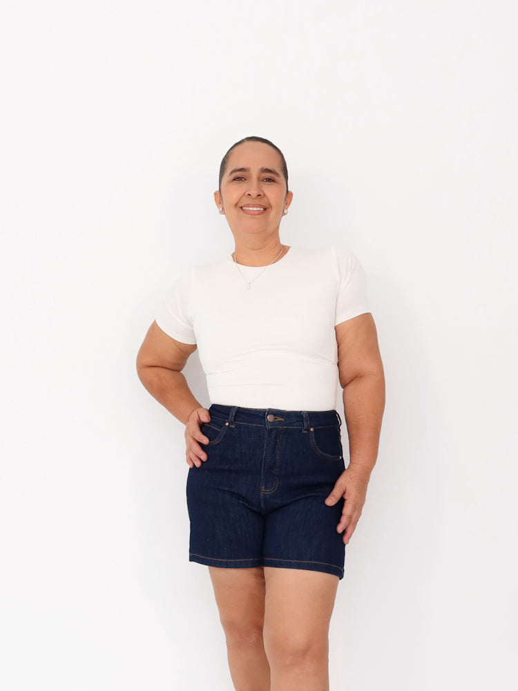 Short tiro alto jeans azul oscuro