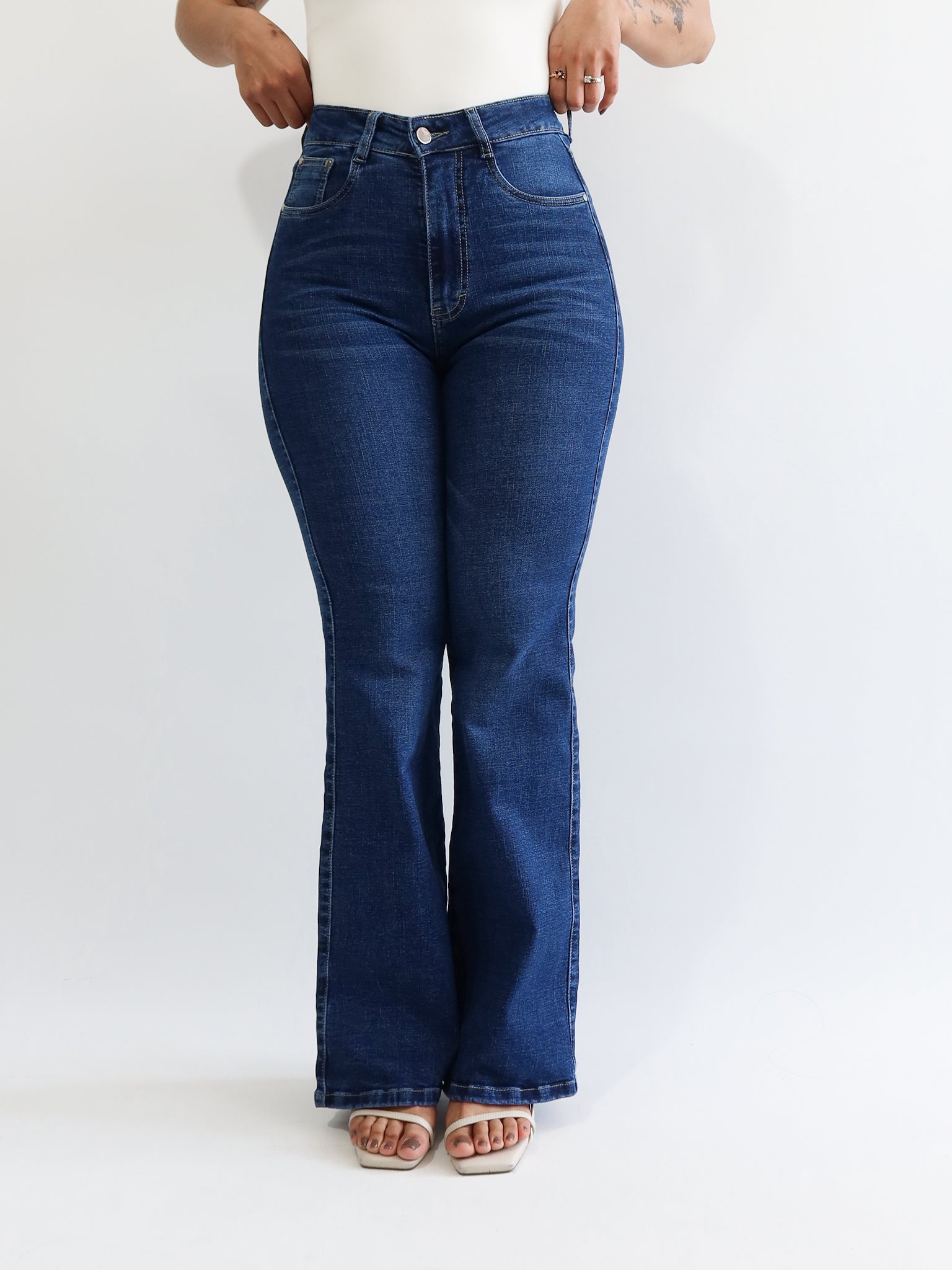 Bootcut jeans regular bigote azul