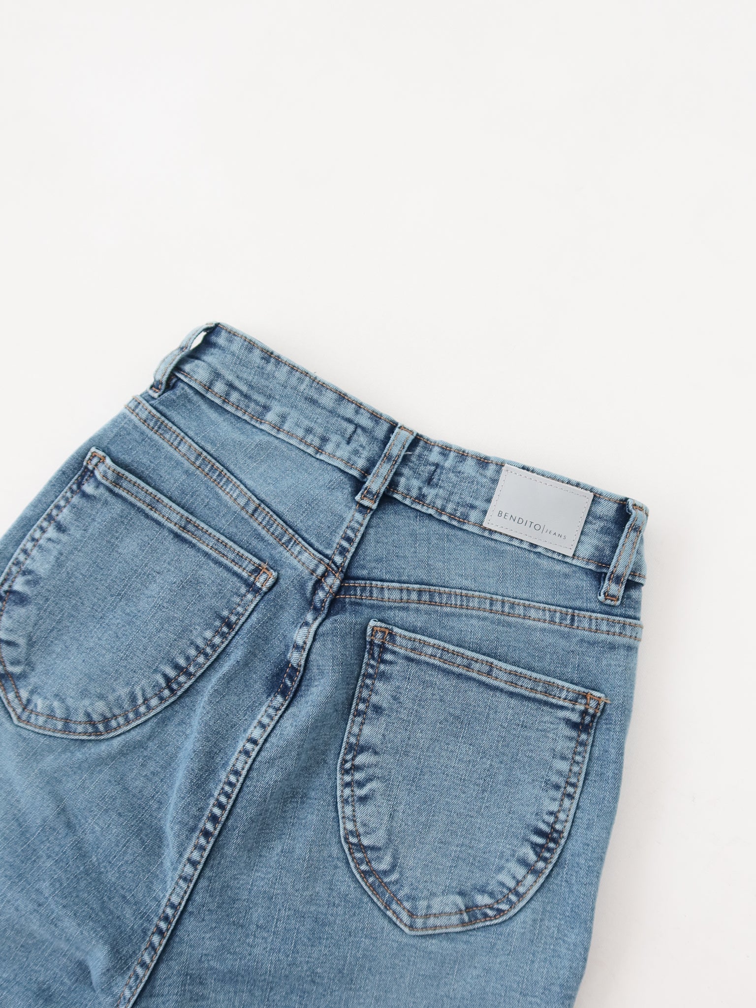 Mini bootcut jeans azul medio