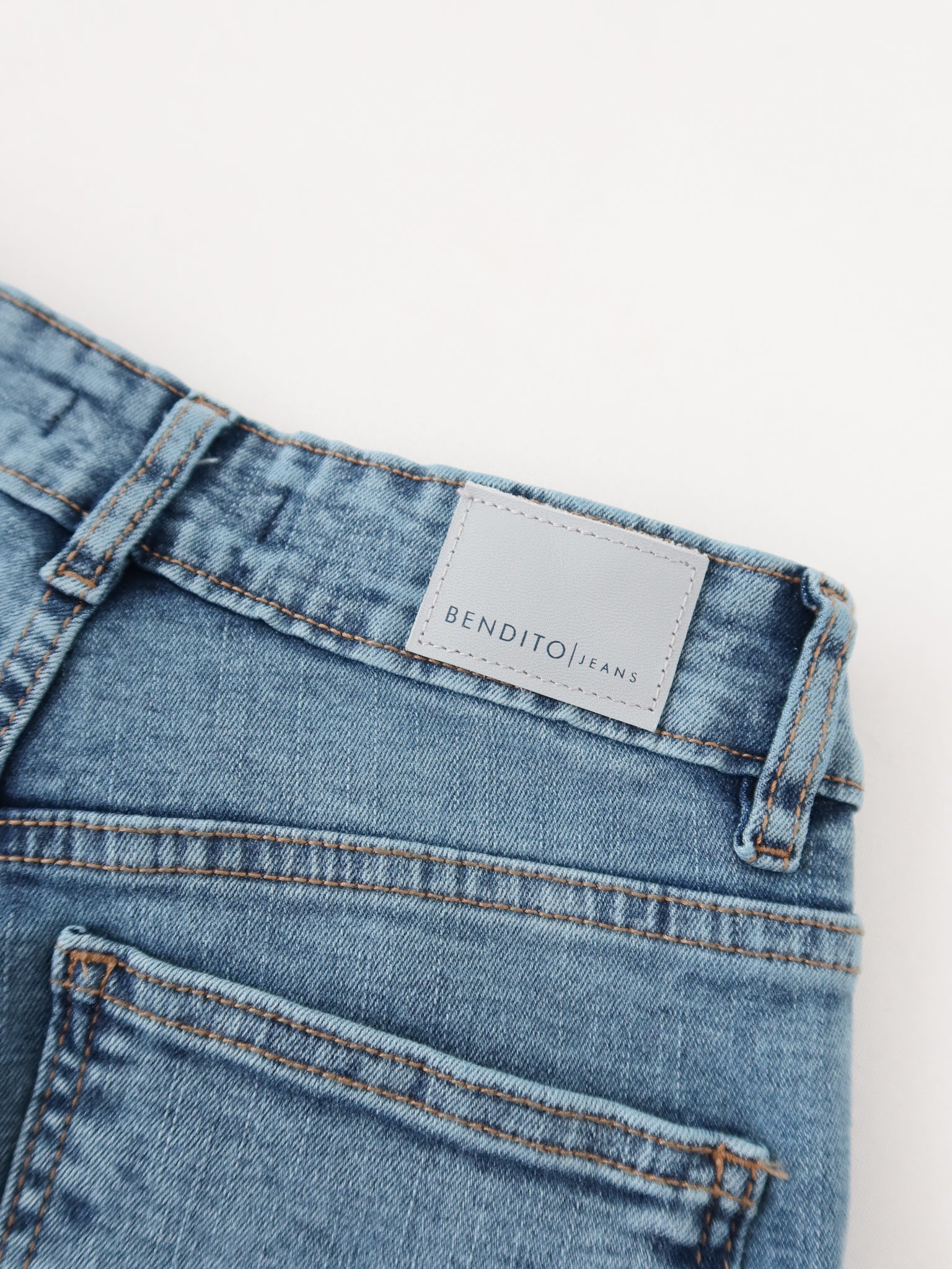 Mini bootcut jeans azul medio