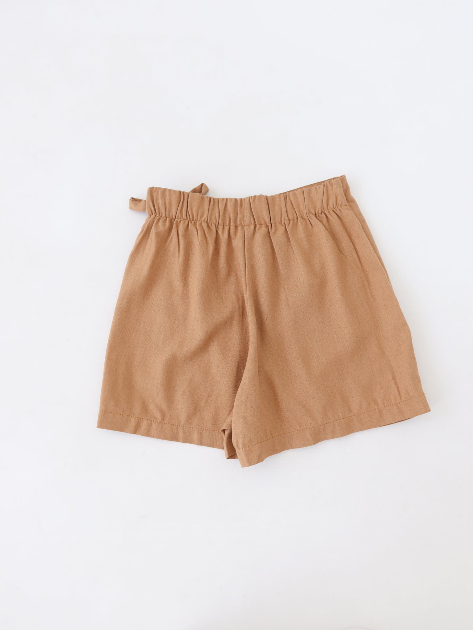 Falda short Mónaco camel