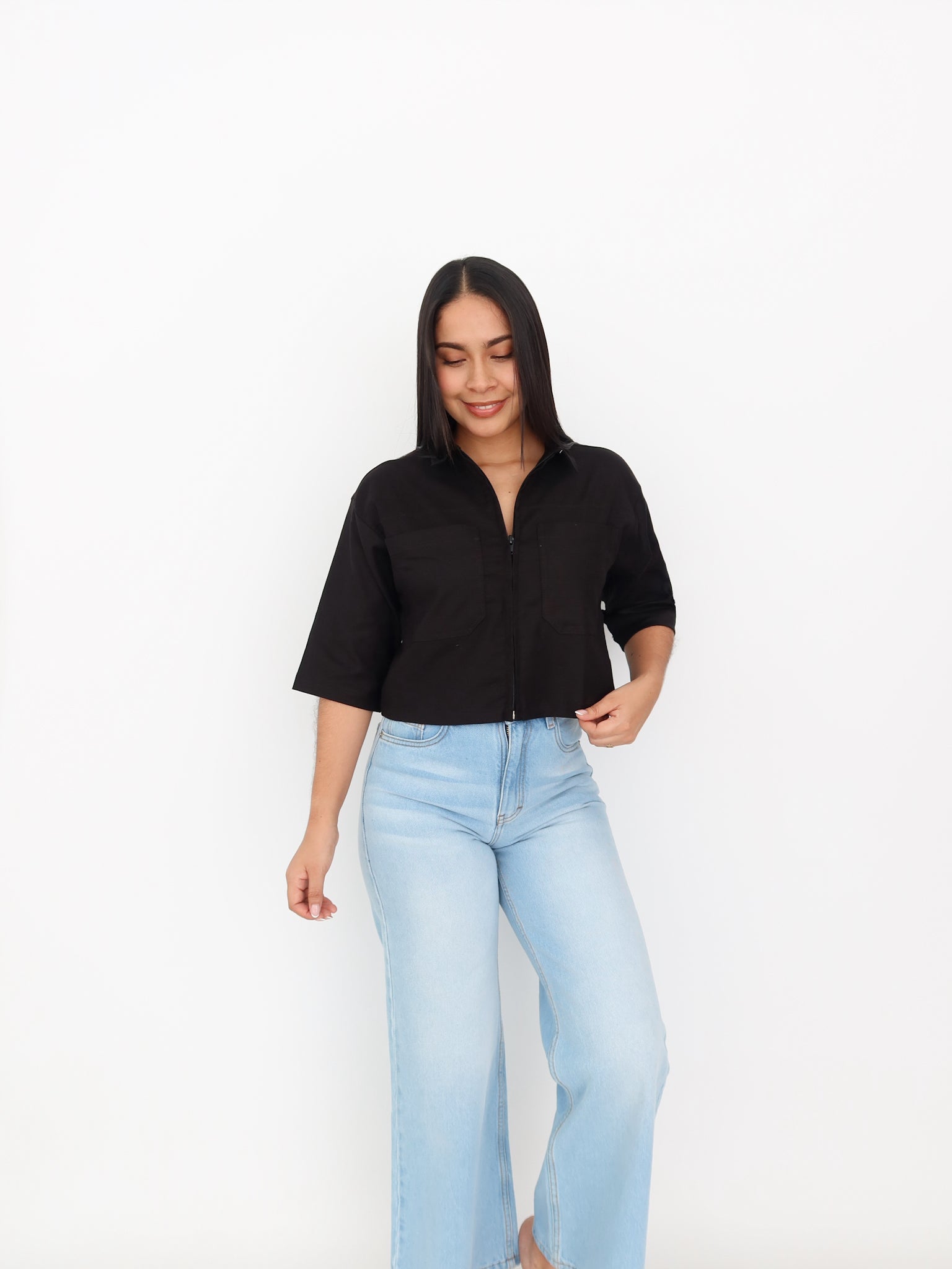 Cami cropped roma negra