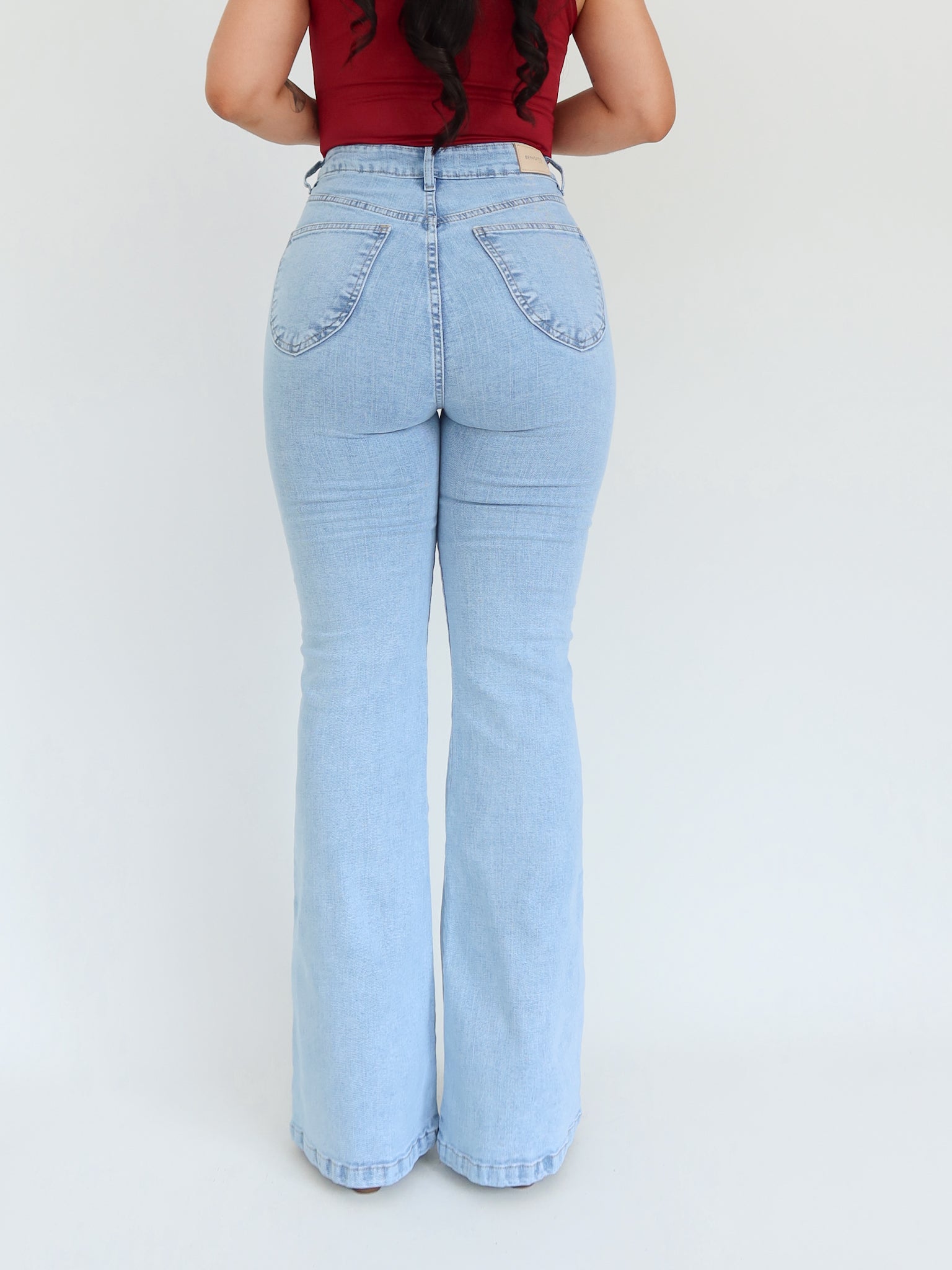 Bootcut long jeans azul hielo