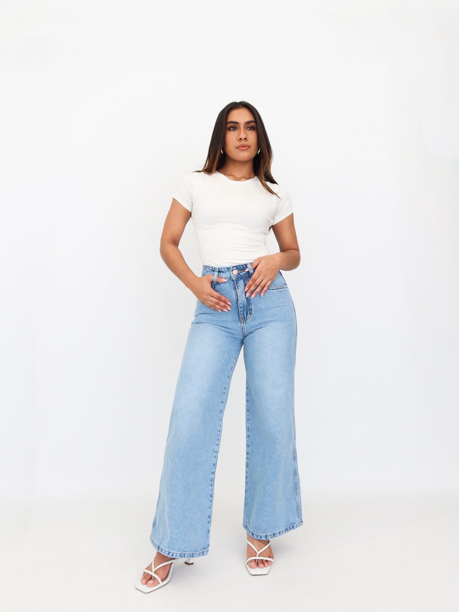 Mini wide leg jeans azul hielo