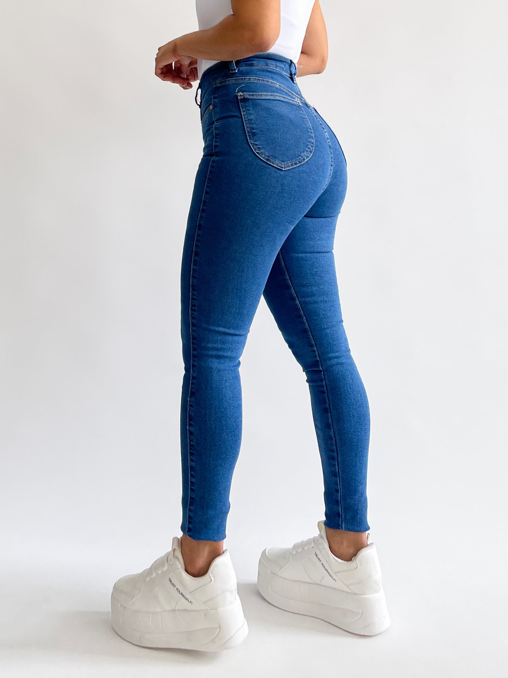 Skinny jeans clasico azul