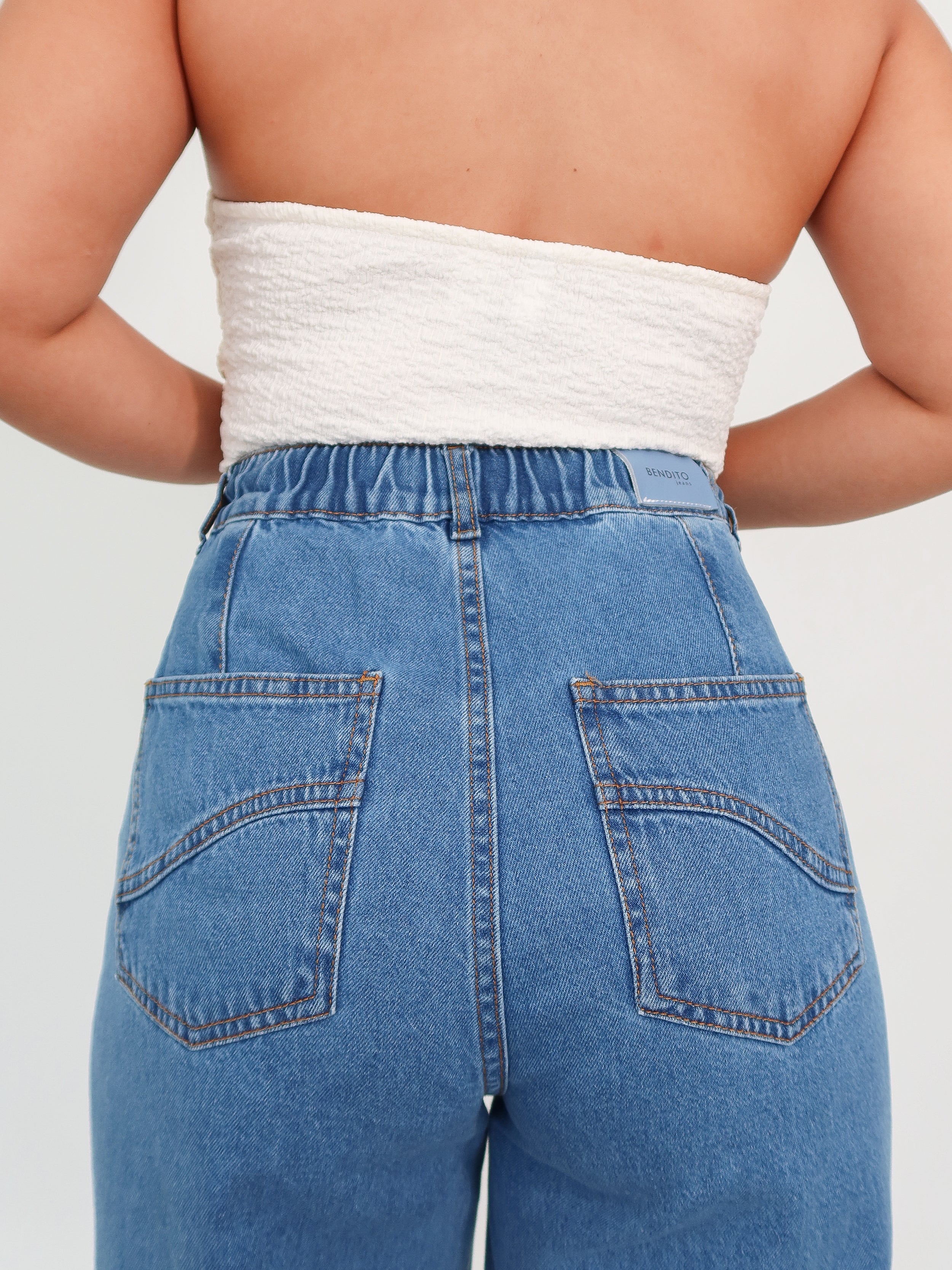 Mini wide leg jeans con cordón azul medio