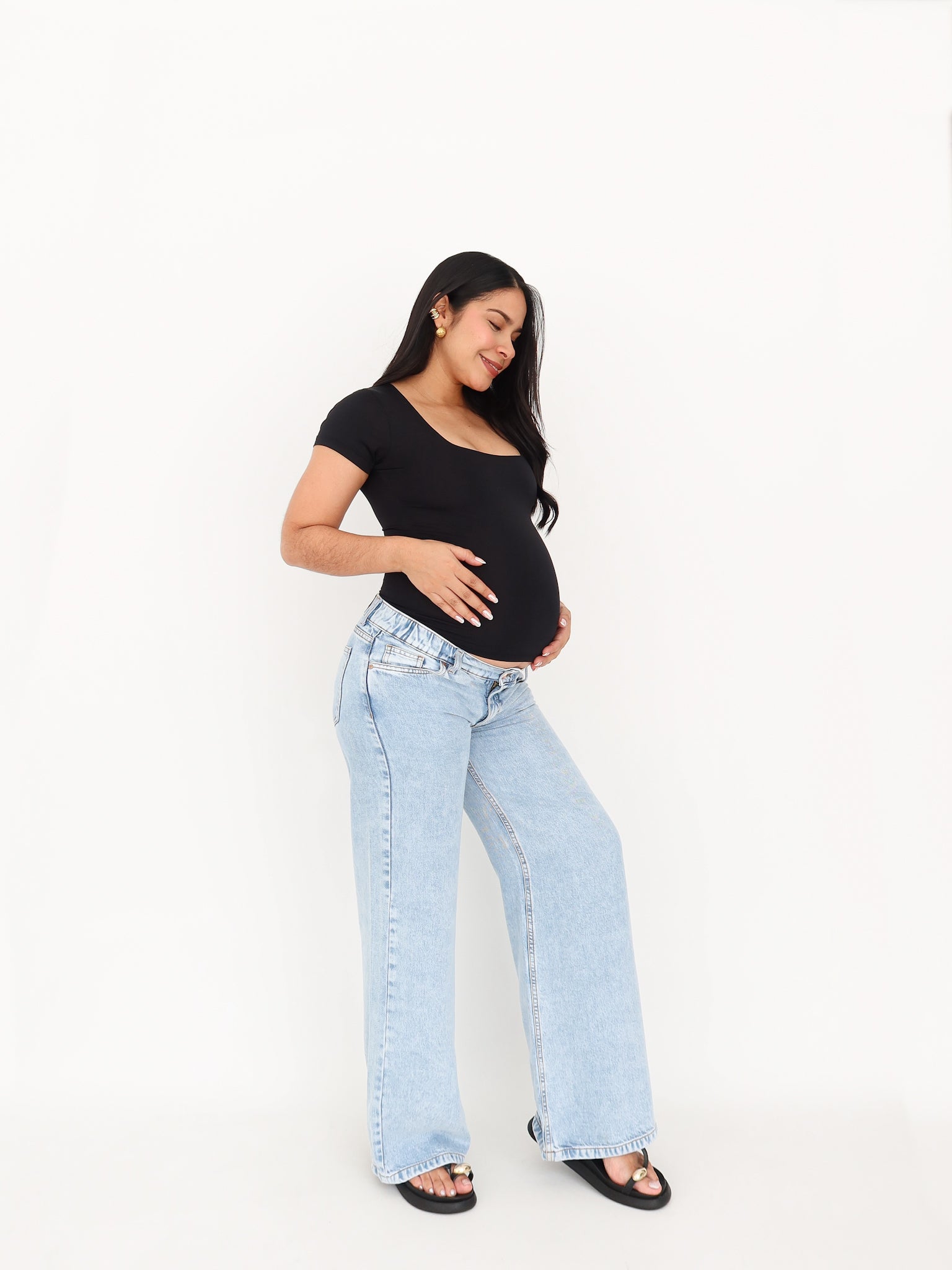 Wide leg jeans liviano regular tiro bajo y elástico