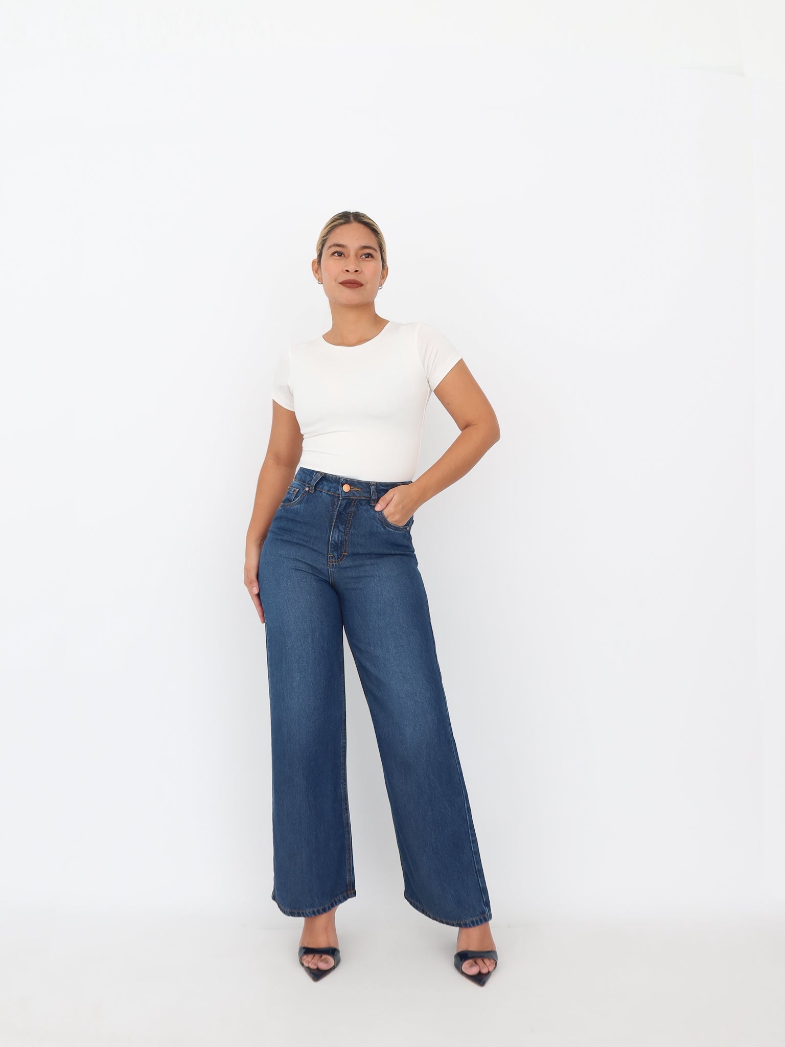 Mini wide leg jeans liviano azul jaspeado