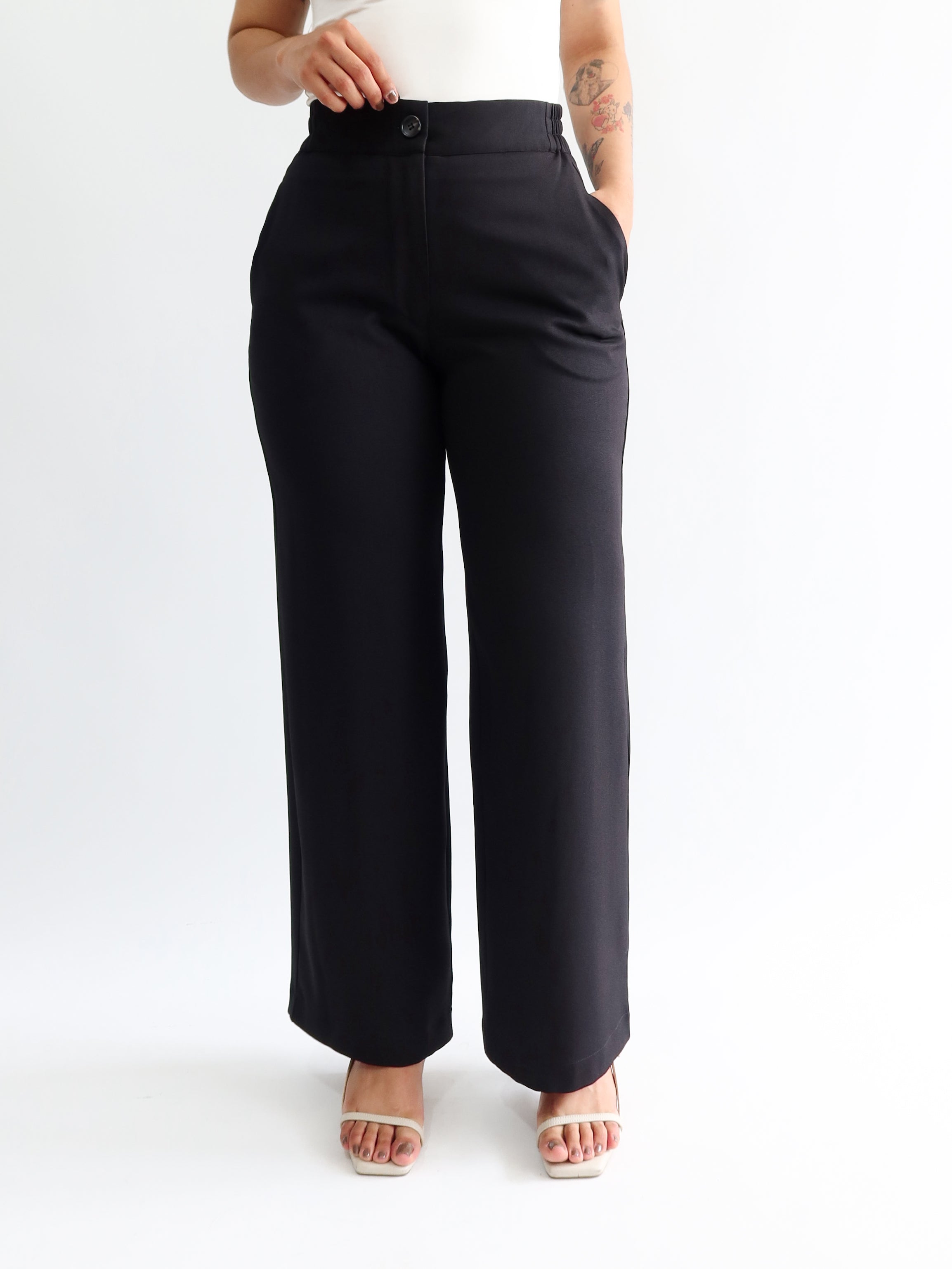 Straight pants elástico midi negro