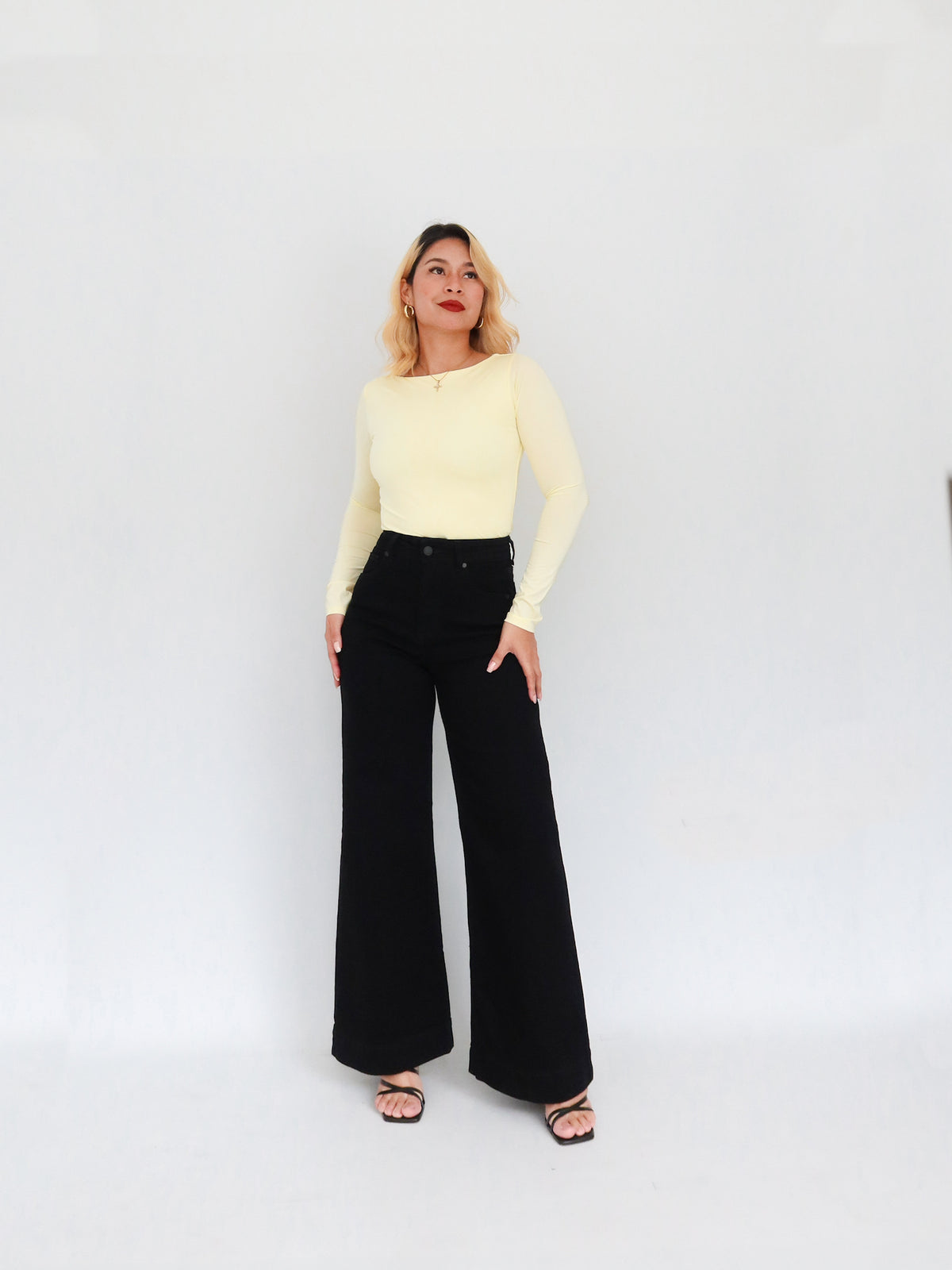 Wide leg regular jeans stretch negro