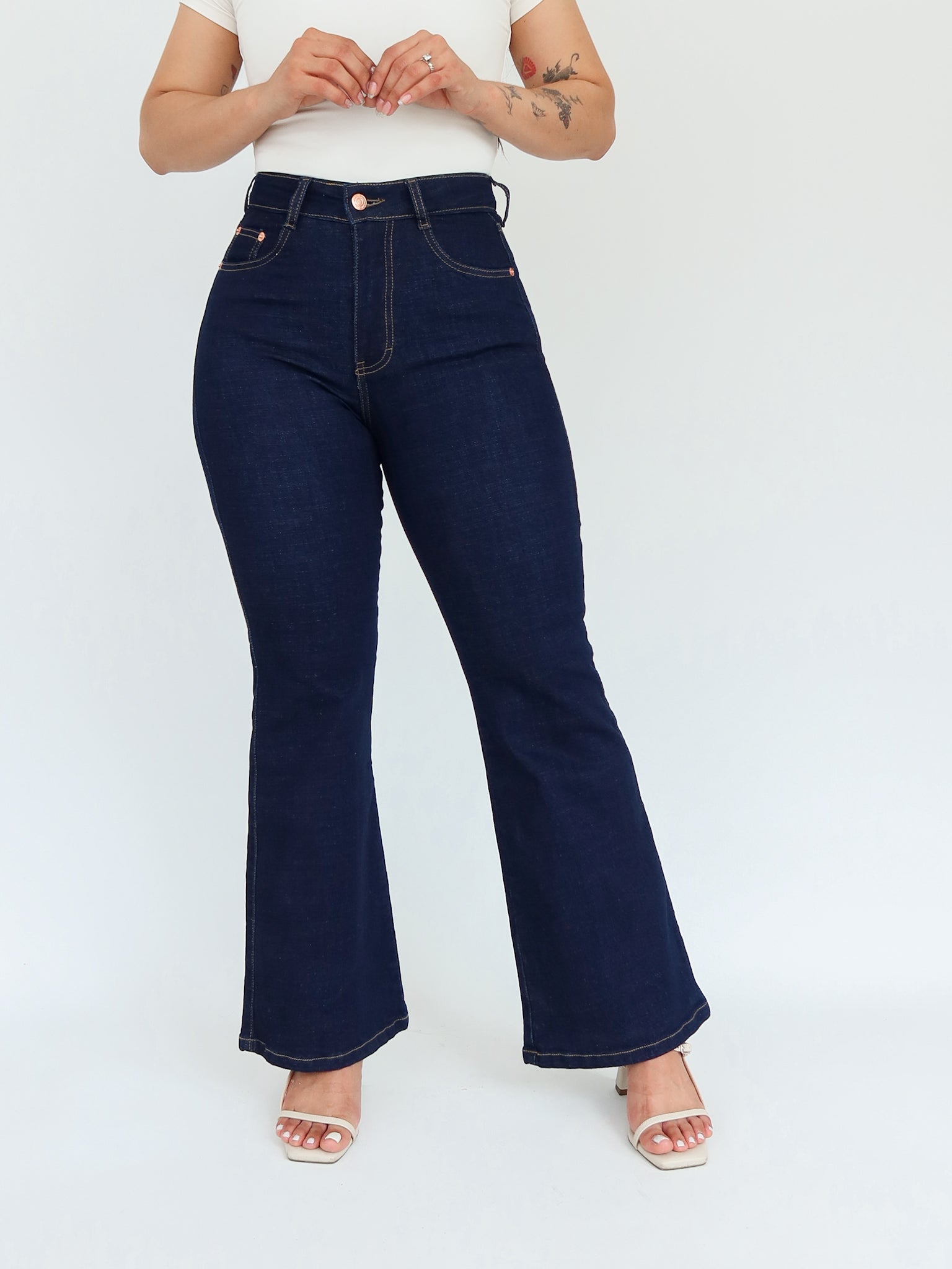 Mini bootcut jeans azul oscuro