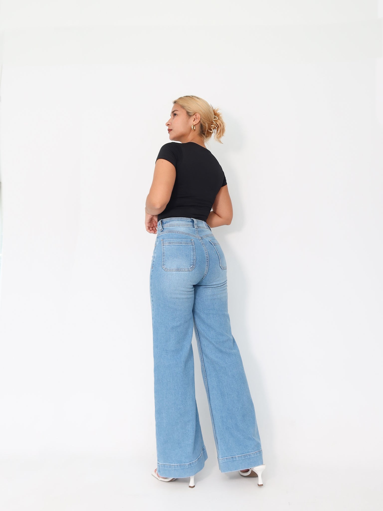 Wide leg regular jeans stretch azul claro