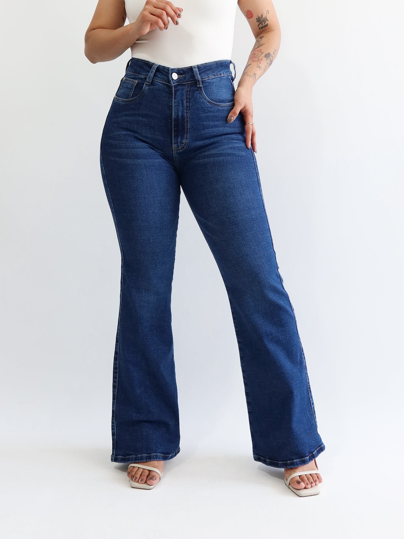 Bootcut jeans regular bigote azul