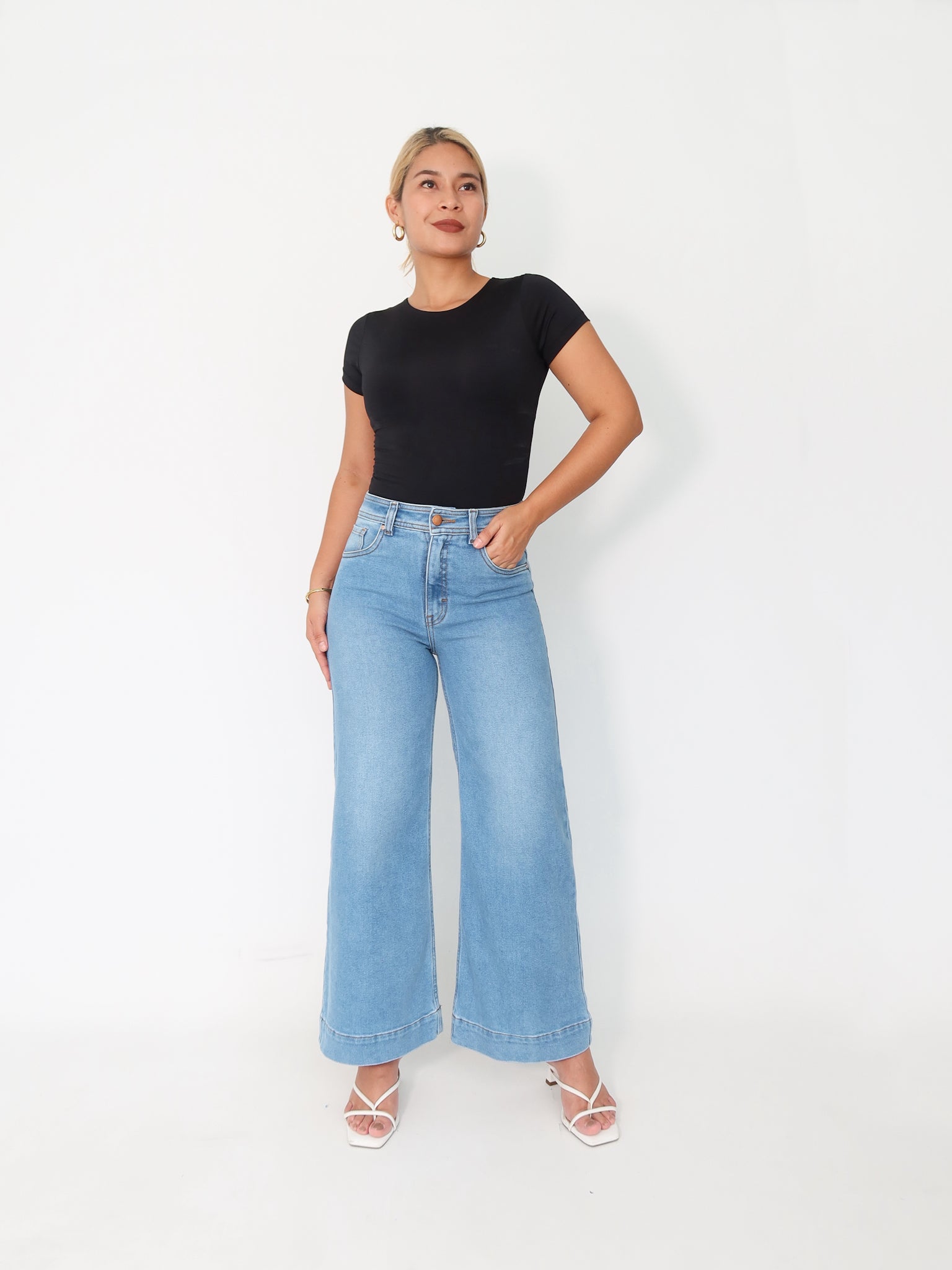 Mini wide leg jeans stretch azul claro