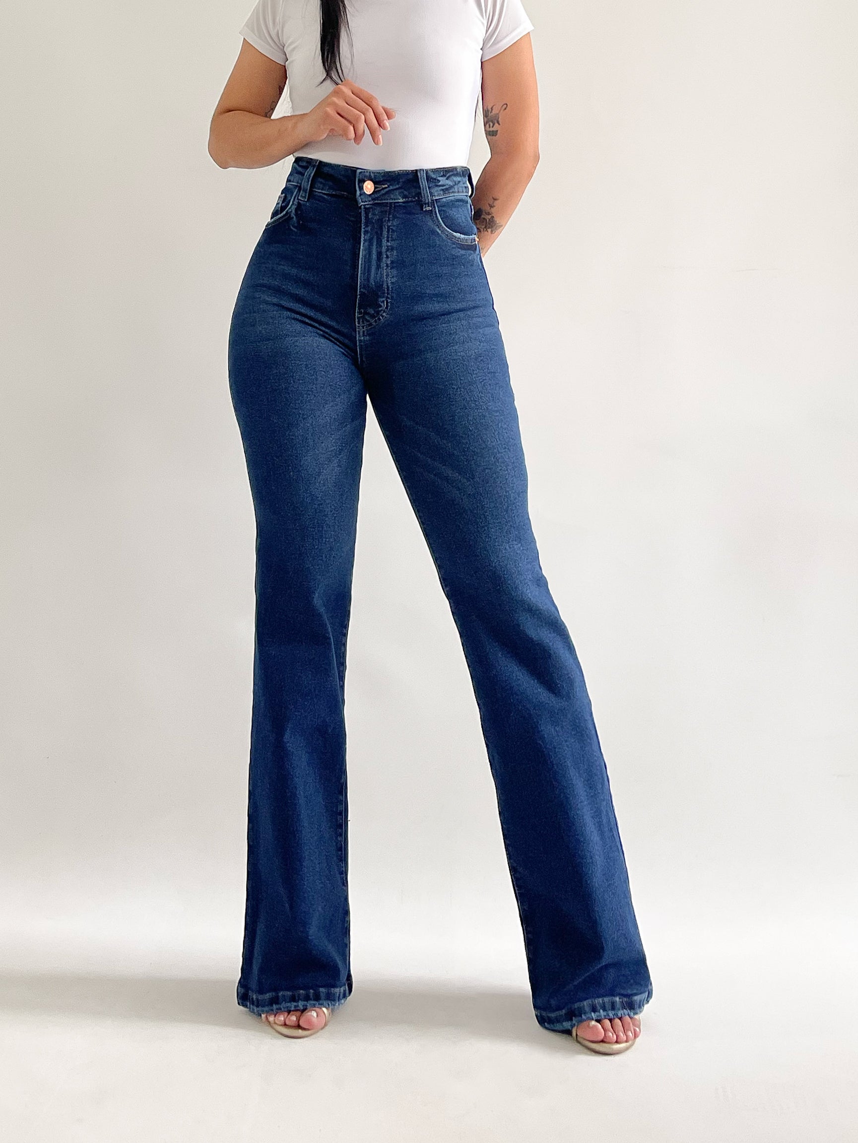 Boot cut jeans long líneas cruzadas azul