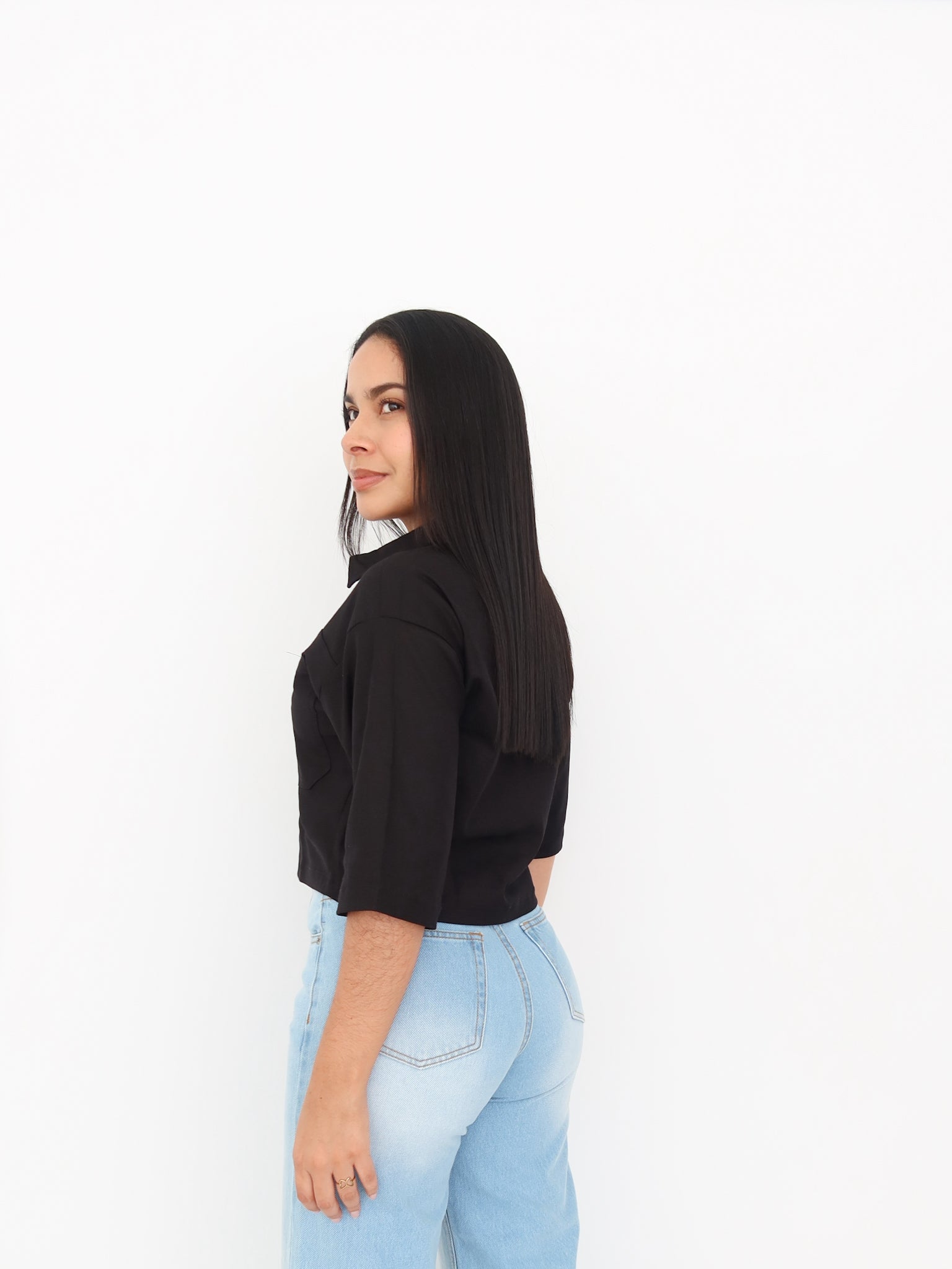 Cami cropped roma negra
