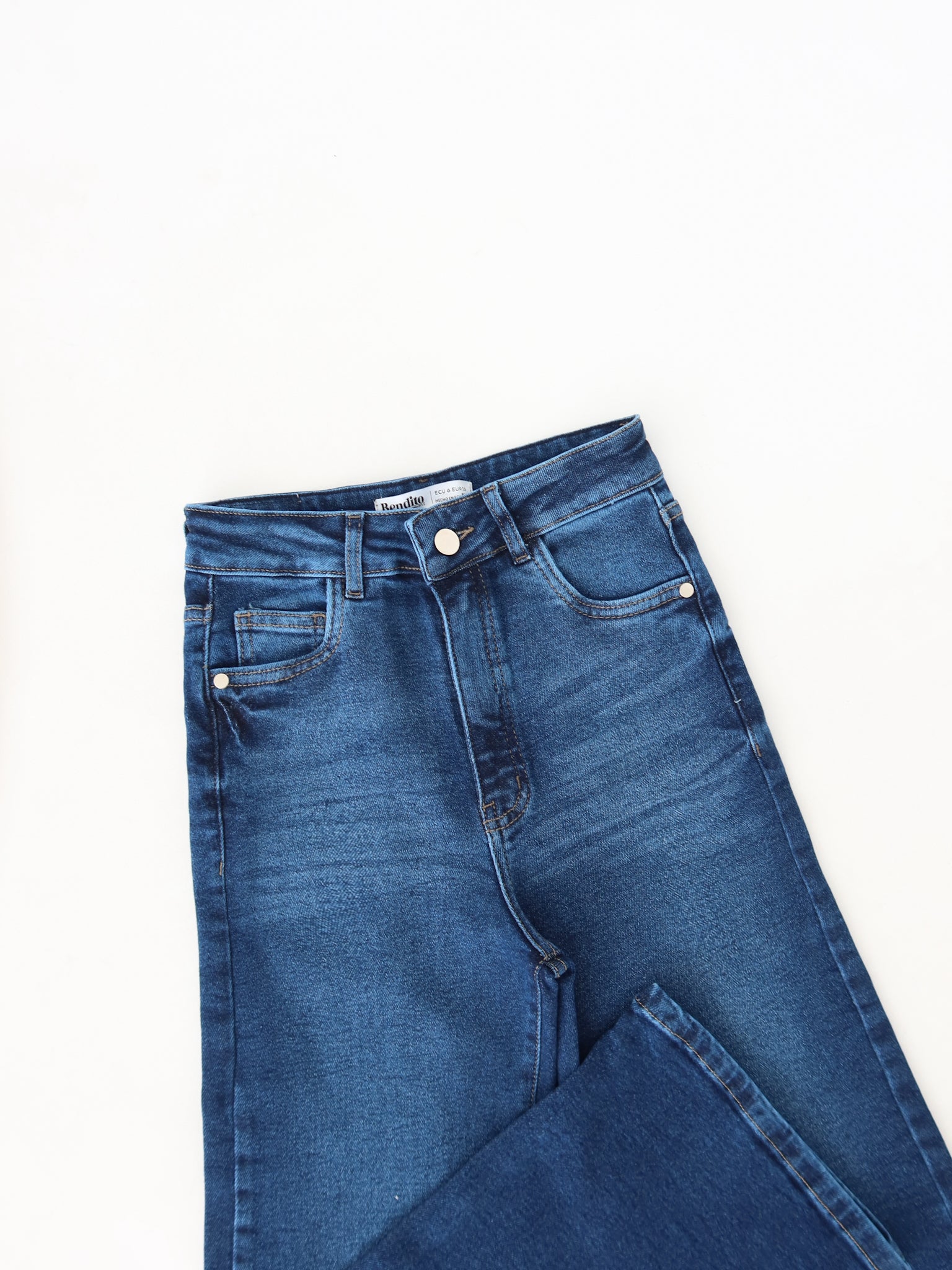 Mini bootcut jeans clásico bigotes azul