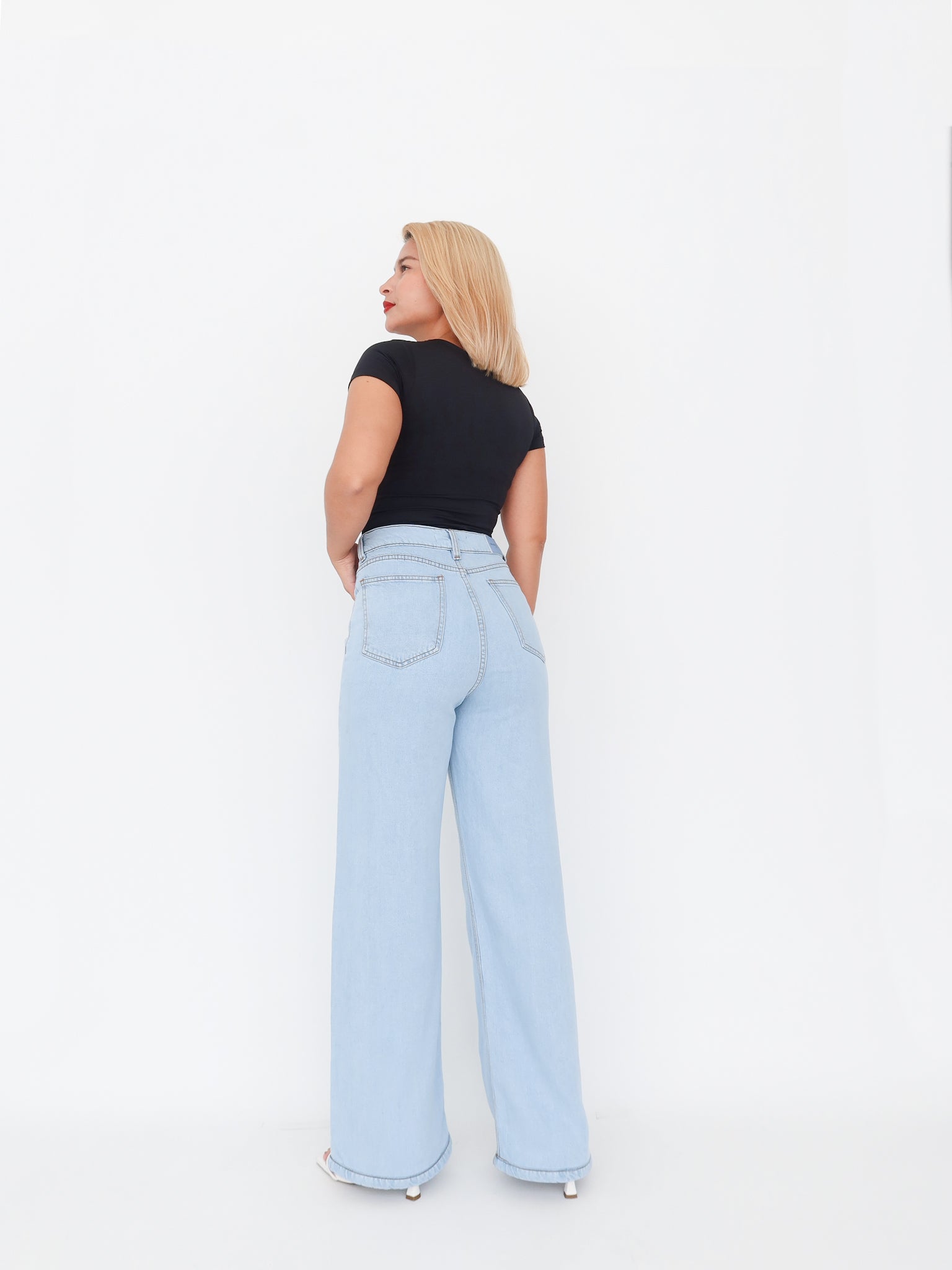 Wide leg long jeans liviano azul hielo