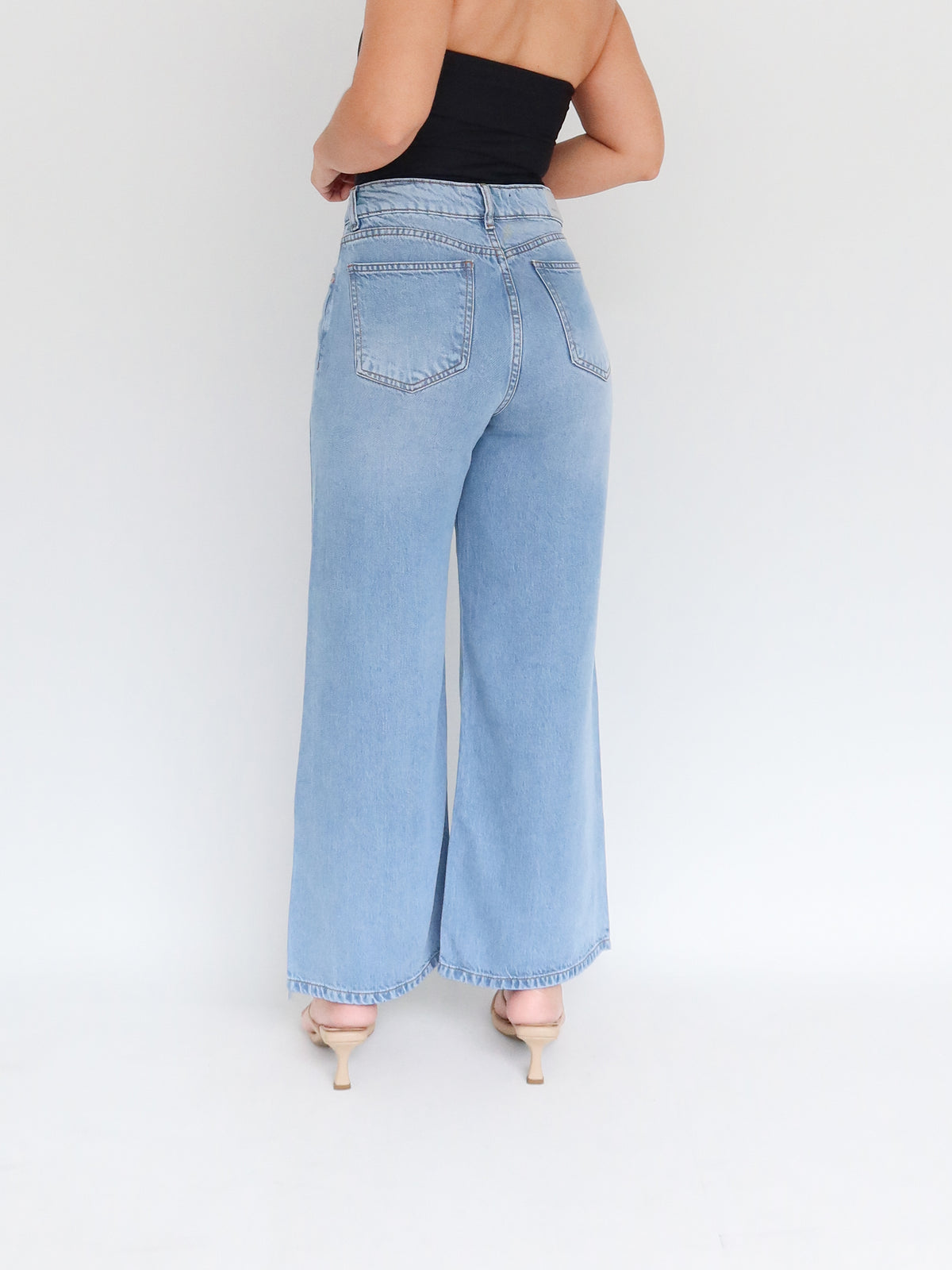 Mini wide leg jeans liviano azul medio
