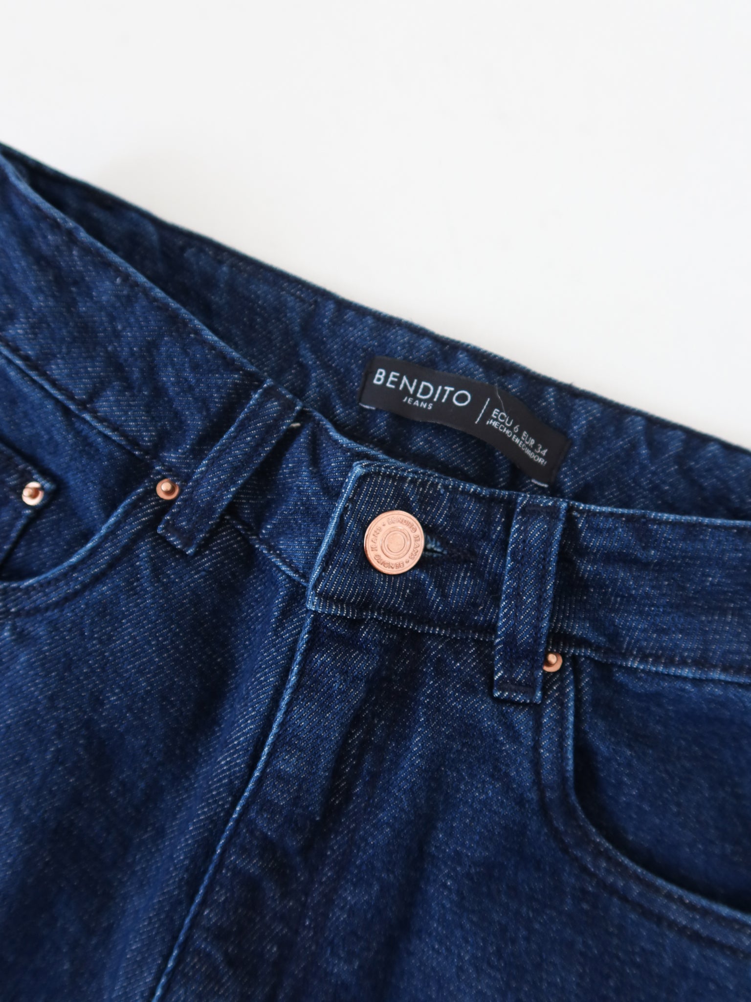 Wide leg regular jeans azul oscuro