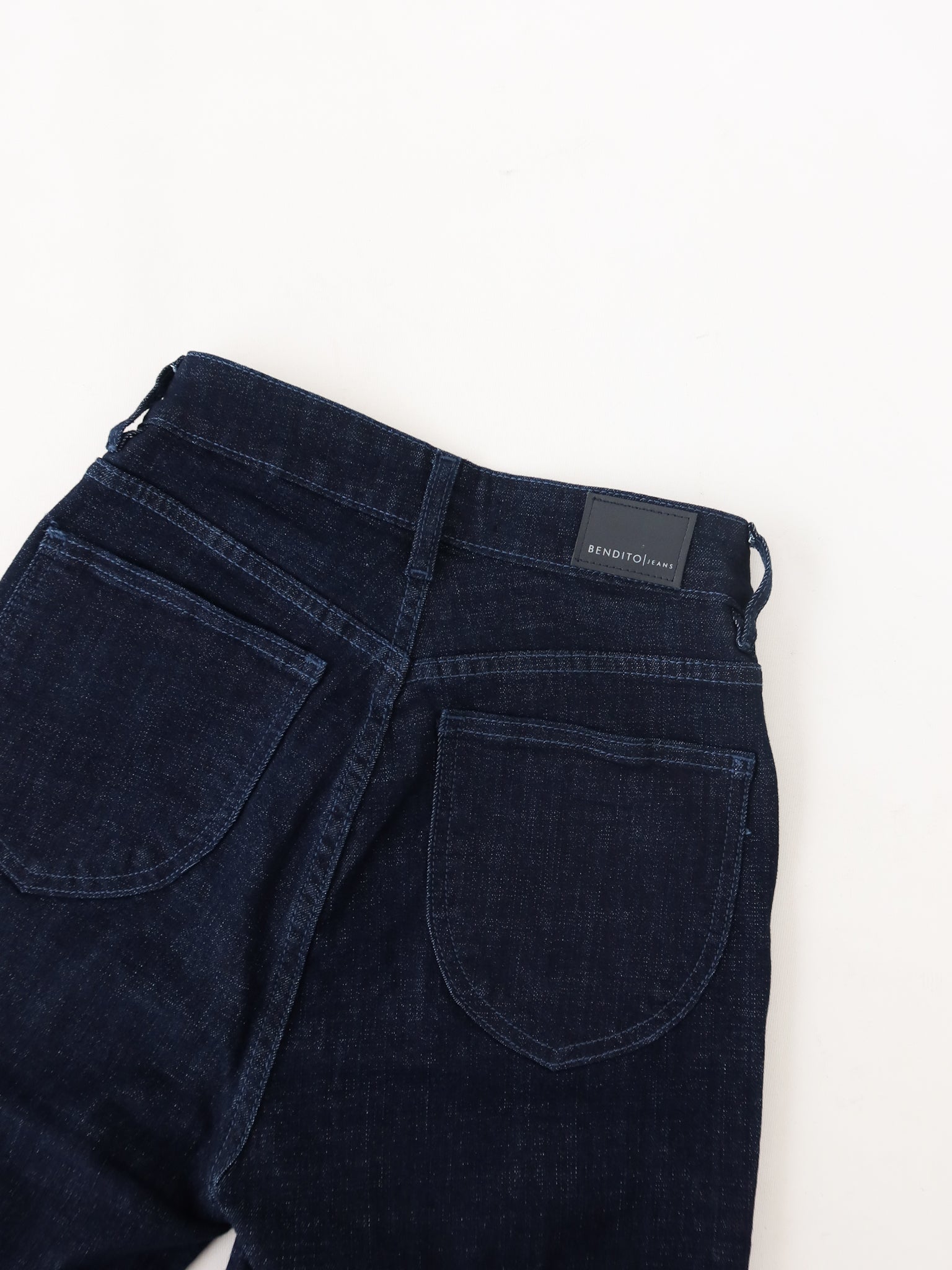 Flare regular jeans azul oscuro