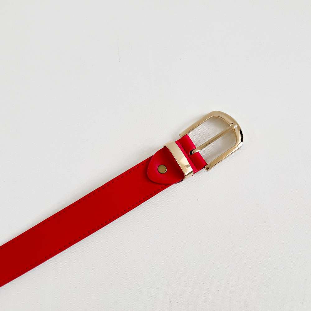 Cinturon pasador dorado rojo
