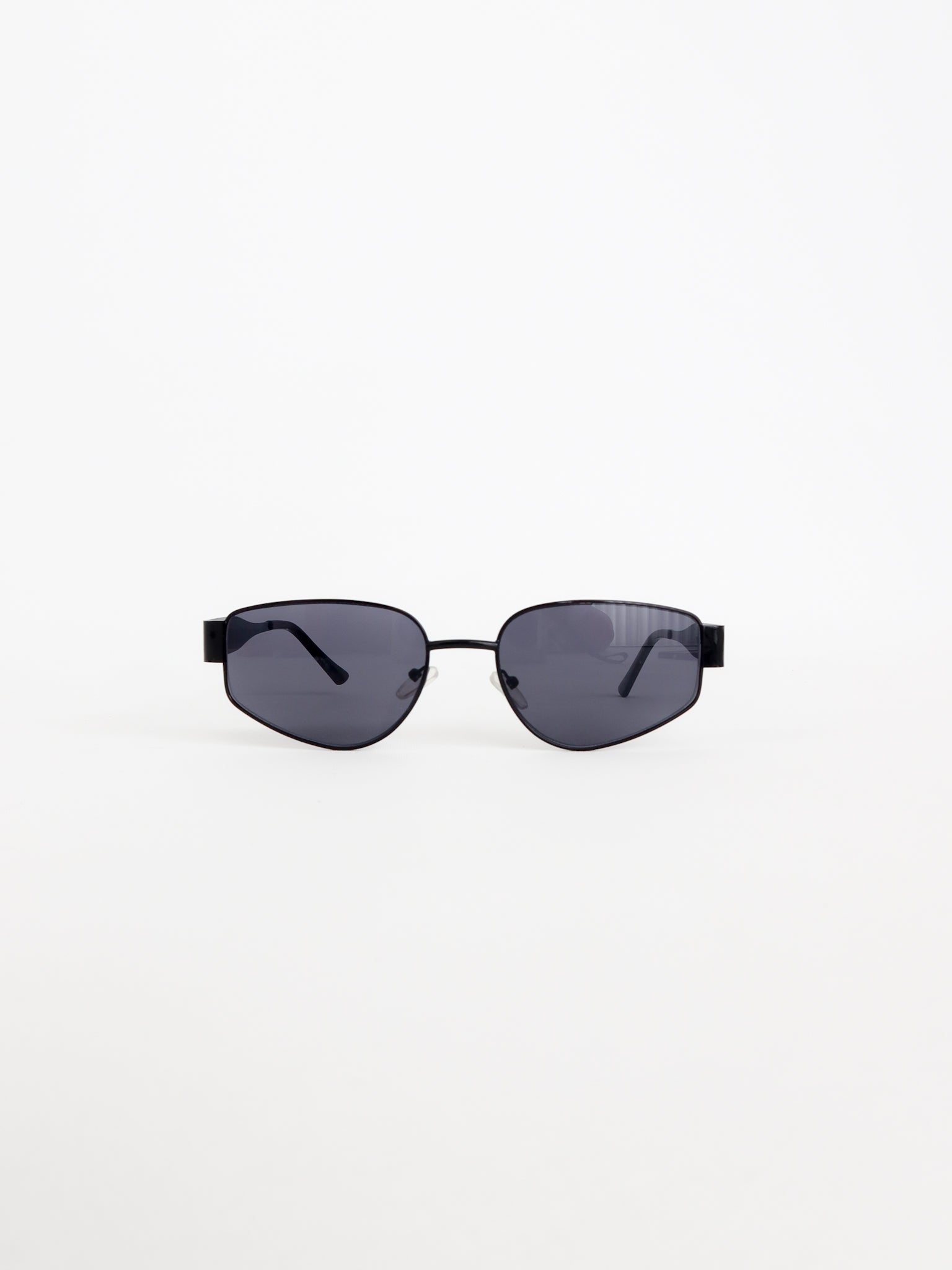 Gafas de sol armazón negro