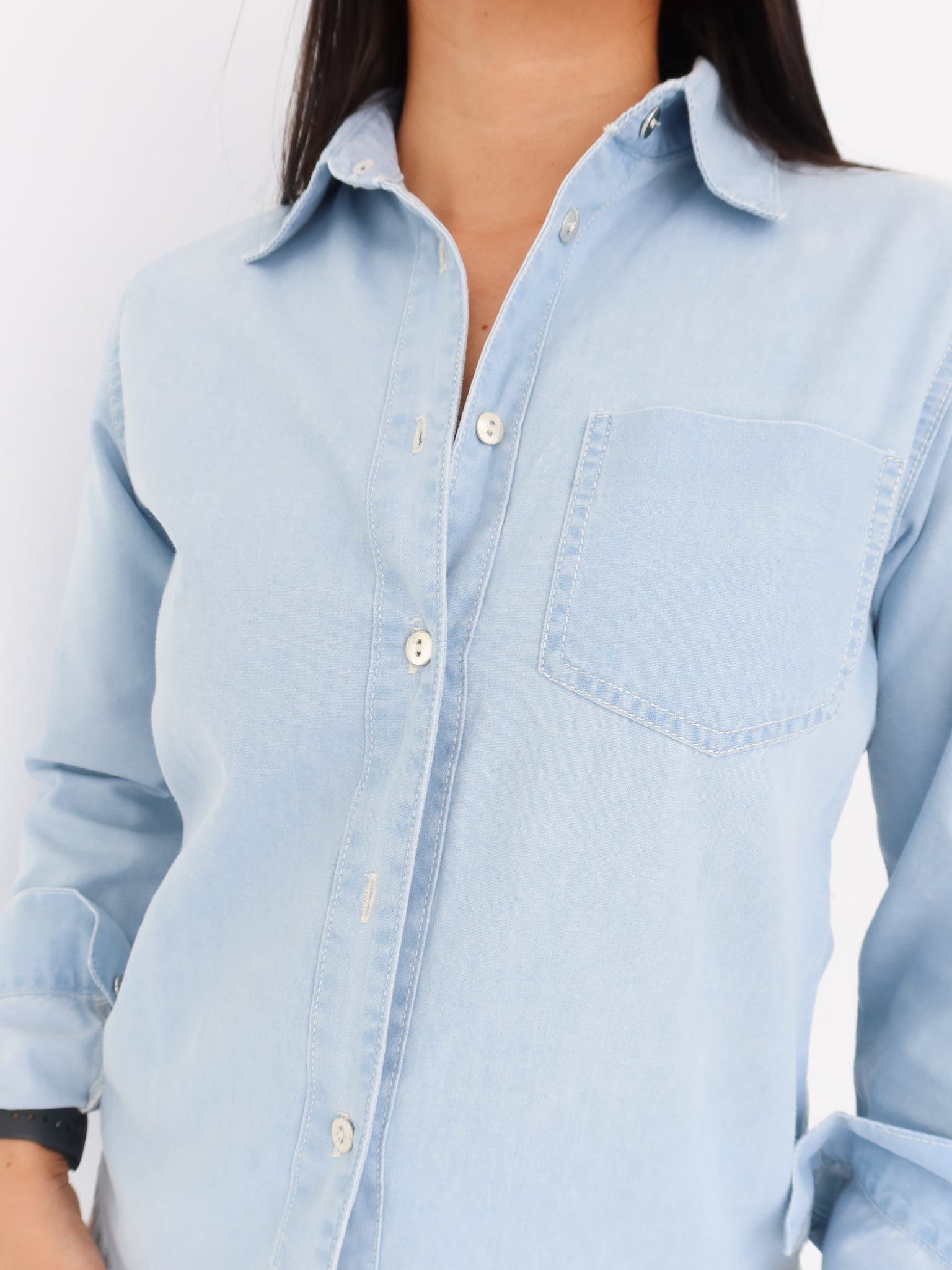 Camisa denim liviano celeste