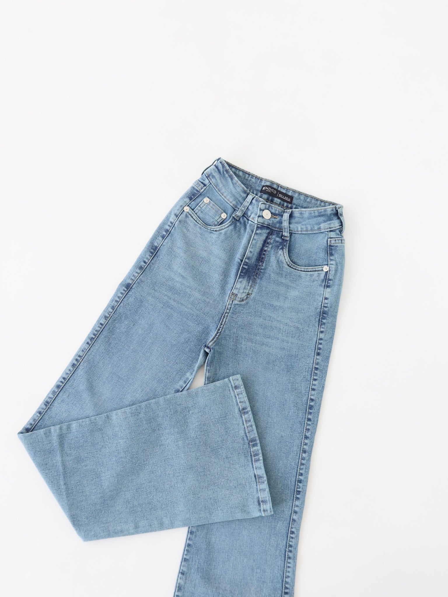 Bootcut regular jeans bigotes azul verdoso